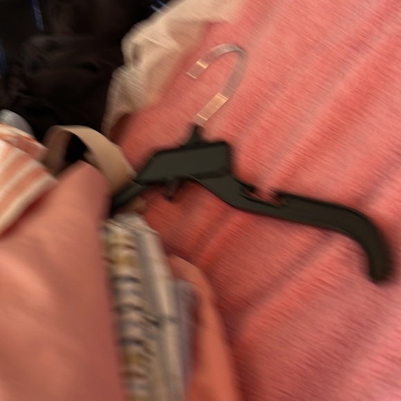 Victoria Secret Sport Women’s gray tee, size medium.. - Picture 3 of 4